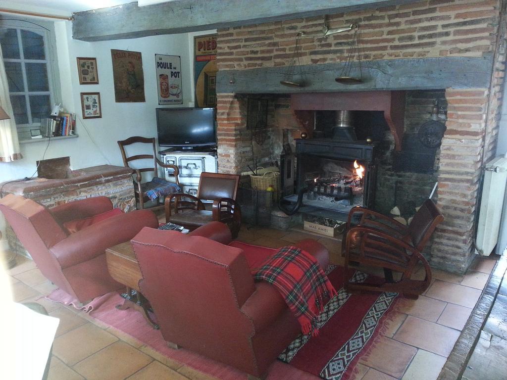 La Maison De L'Oenologue Poucharramet Zewnętrze zdjęcie